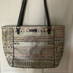 New without tags sac roots, vegan leather purse